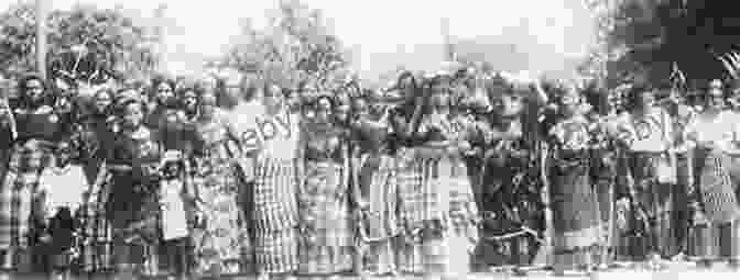 Image Of Aba Women Standing Defiantly During The Revolt Aba Women Revolt (Nigeria Heritage Series)