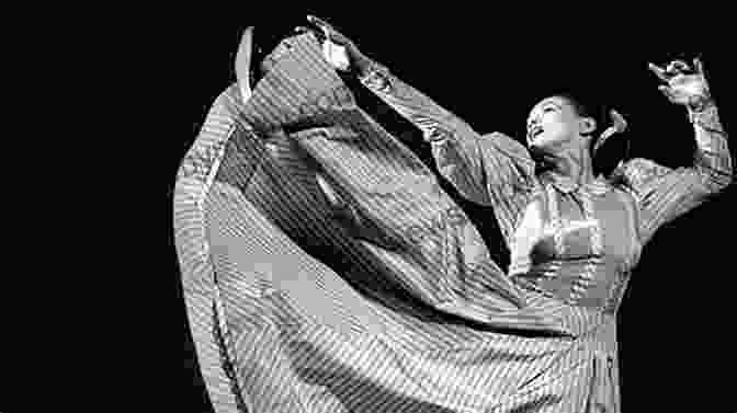 Martha Graham Performing In Appalachian Spring Modern Bodies: Dance And American Modernism From Martha Graham To Alvin Ailey (Cultural Studies Of The United States)