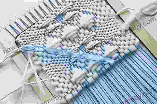 Step By Step Instructions For Weaving A Small Tapestry SWEDISH WEAVING: A Simple Guide To The Materials Tools And The Basic Techniques Of Swedish Weaving With Easy Projects For Beginners